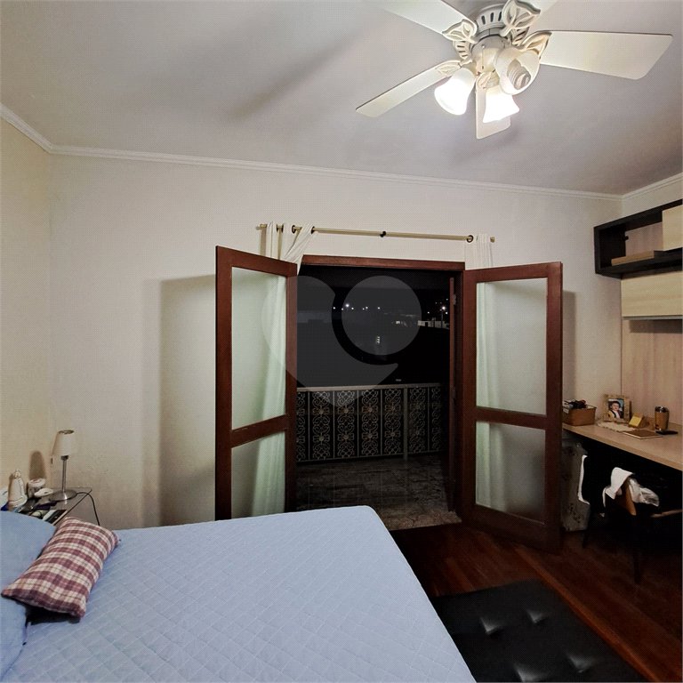 Sobrado à venda com 4 quartos, sendo 2 suítes, em Vila José Bonifácio, Araraquara, SP
