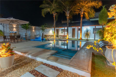 Casa à venda com 6 quartos, sendo 2 suítes, em Outerio da Glória, Porto Seguro, BA