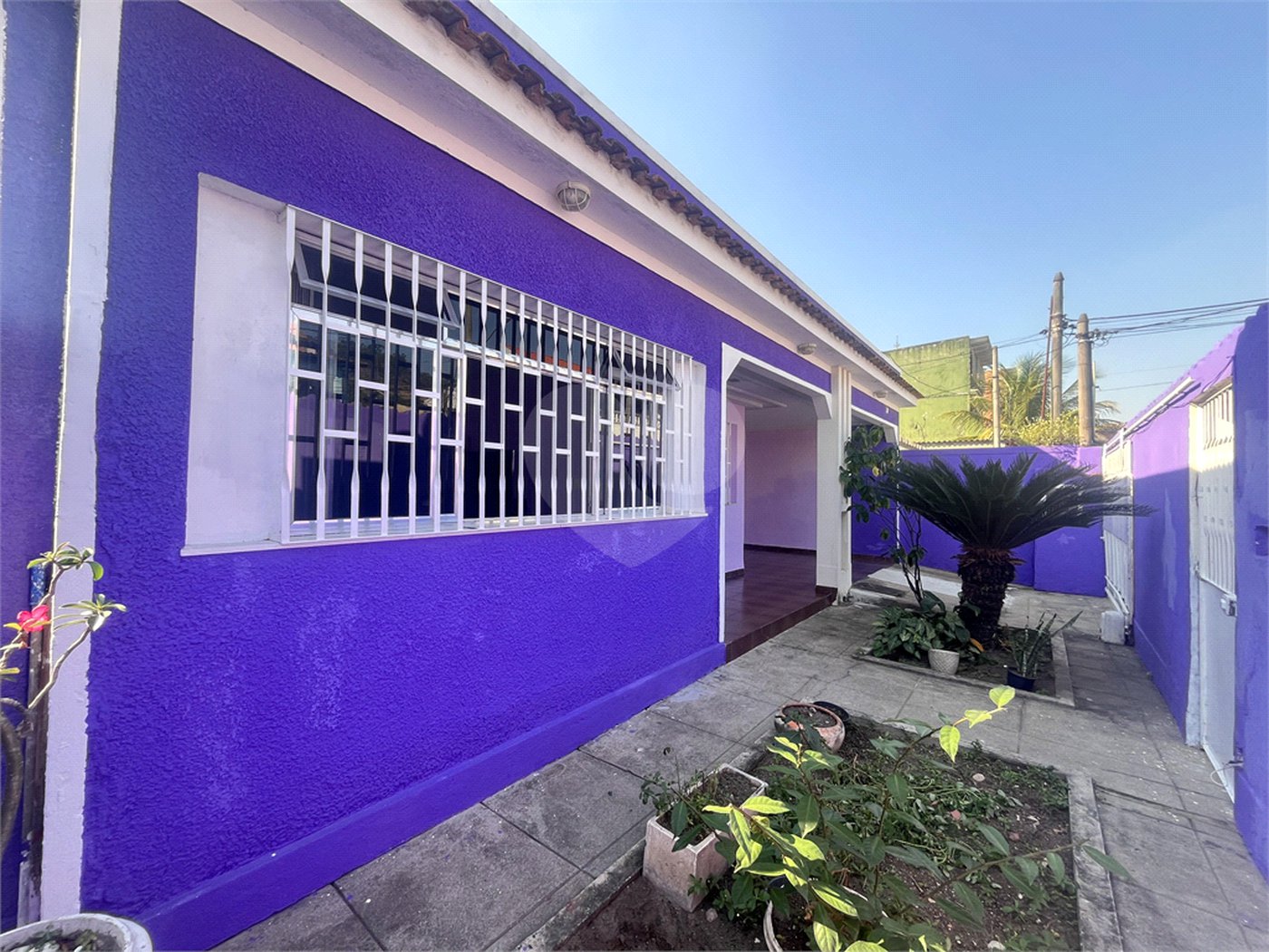 Casa à venda com 3 quartos, sendo 1 suíte,  em Campo Grande, Rio de Janeiro, RJ