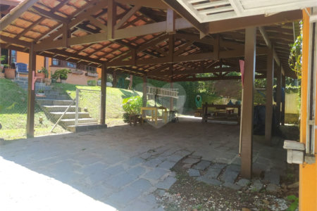 Casa à venda com 3 suítes em Alto da Serra (mailasqui), São Roque, SP