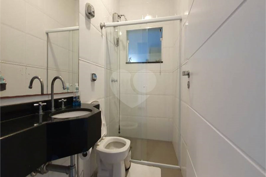 Sobrado à venda com 4 quartos, sendo 3 suítes, em Serra da Cantareira, Mairiporã, SP