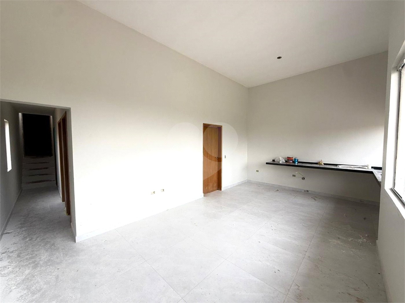 Casa à venda com 3 quartos, sendo 1 suíte,  em Loteamento Vale das Flores, Atibaia, SP