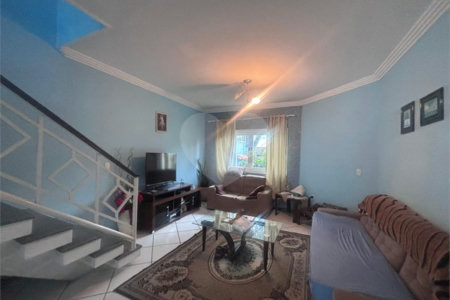 Casa à venda com 3 suítes no condomínio Granja Olga II, Sorocaba - SP