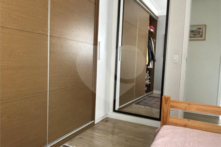 Apartamento à venda com 3 suítes em Aclimação, São Paulo, SP