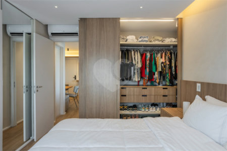Apartamento à venda com 2 quartos, sendo 1 suíte, em Santo Amaro, São Paulo, SP