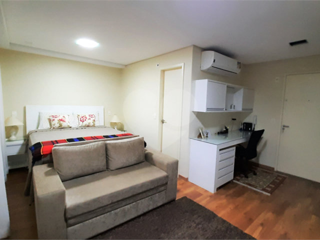 Apartamento à venda com 1 suíte em Alto da Boa Vista, São Paulo, SP