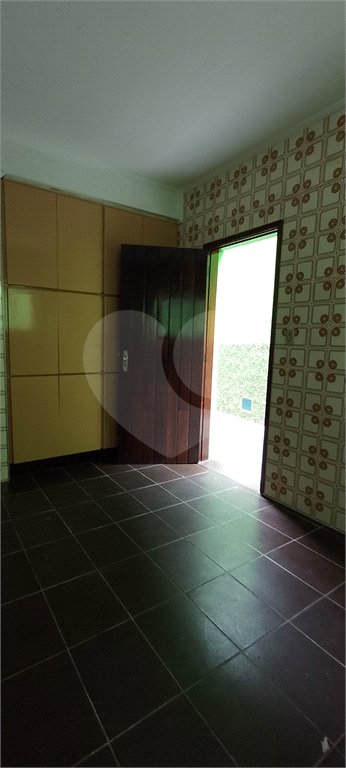 Sobrado à venda com 2 quartos em Jardim Itacolomi, São Paulo, SP