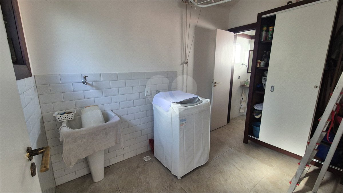 Casa em condomínio à venda com 4 quartos, sendo 3 suítes,  em Geribá, Armação dos Búzios, RJ