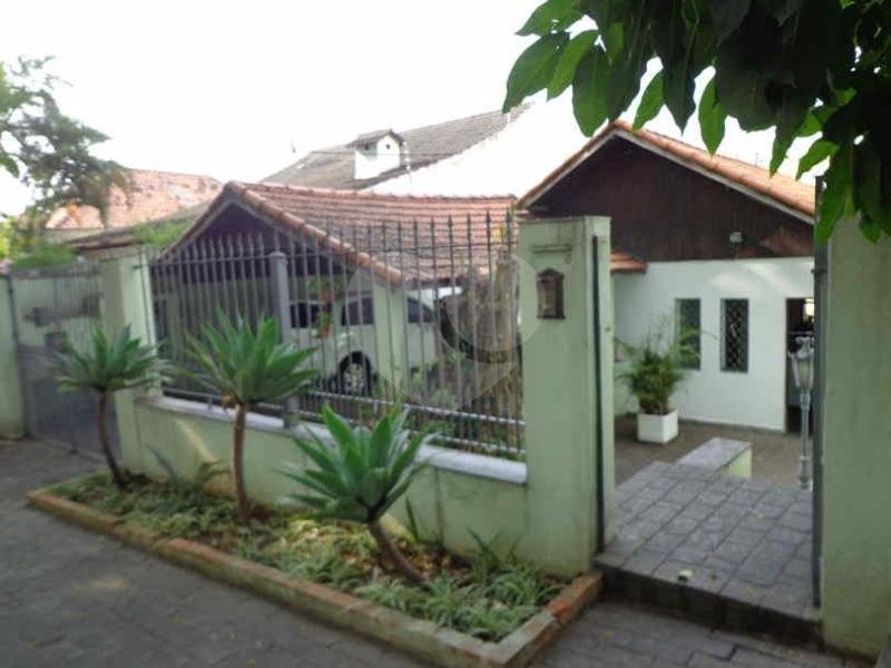 Casa à venda com 3 quartos, sendo 1 suíte,  em Jardim Londrina, São Paulo, SP