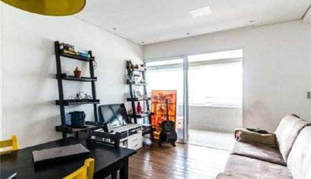 Apartamento à venda com 2 quartos, sendo 1 suíte,  em Parque Industrial Tomas Edson, São Paulo, SP