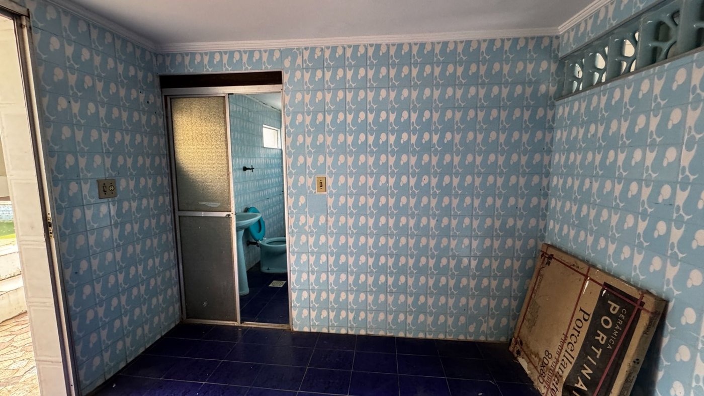 Casa dos Sonhos no Canal 6 – Piscina, Privacidade e 450m² de Terreno