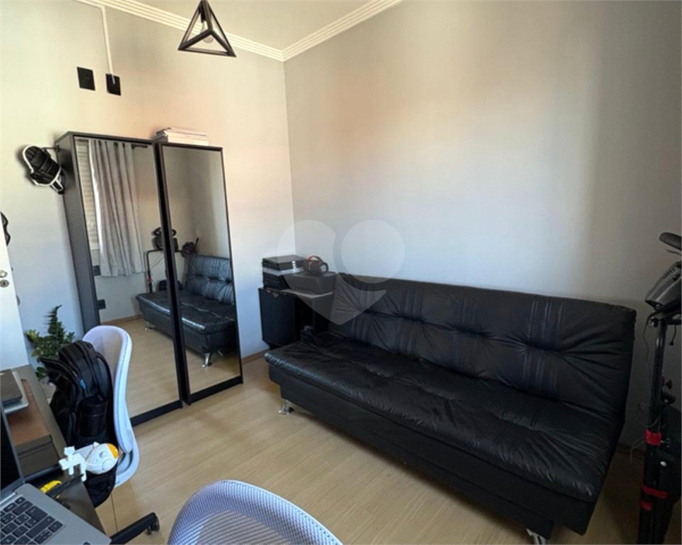 Apartamento à venda com 2 quartos em Jardim Leocádia, Sorocaba, SP
