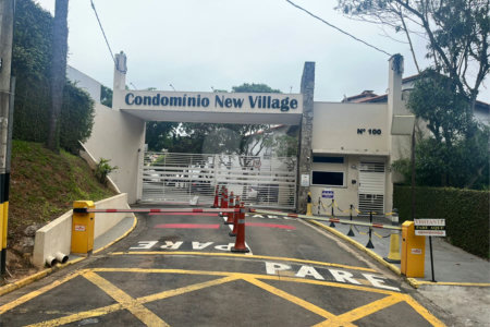 Casa à venda com 3 quartos no condomínio Jd Rebelato, Cotia - SP