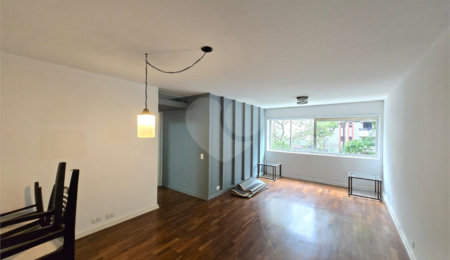 Apartamento à venda com 3 quartos, sendo 1 suíte,  em Indianópolis, São Paulo, SP