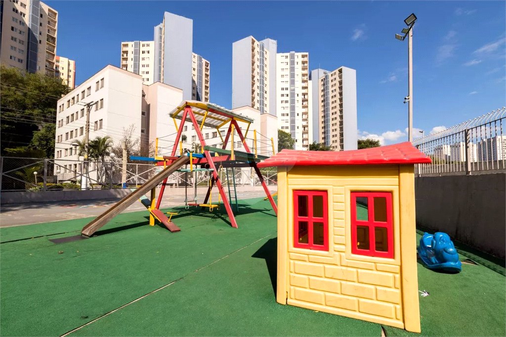 Apartamento à venda com 2 quartos em Sítio Pinheirinho, São Paulo, SP
