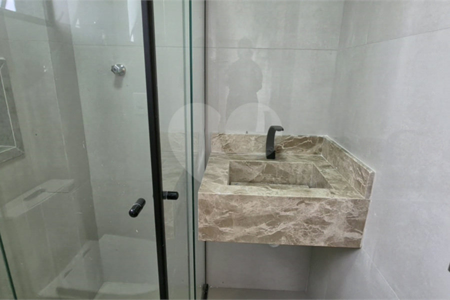 Sobrado à venda com 3 quartos, sendo 1 suíte, em Vila Bonilha, São Paulo, SP