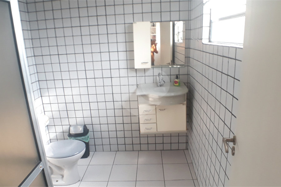 Casa Térrea à venda com 4 quartos, sendo 1 suíte, em Vila Romero, São Paulo, SP