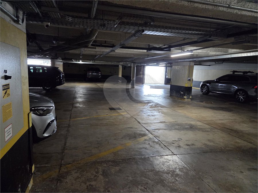 Apartamento à venda com 2 suítes em Cerqueira César, São Paulo, SP