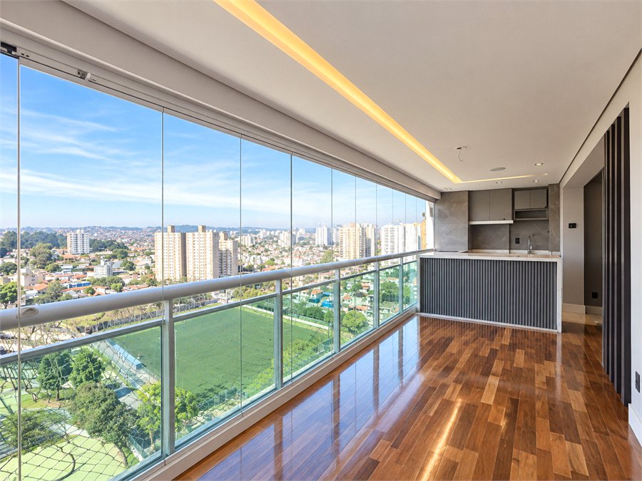 Apartamento à venda ou para alugar com 3 suítes em Baeta Neves, São Bernardo do Campo, SP