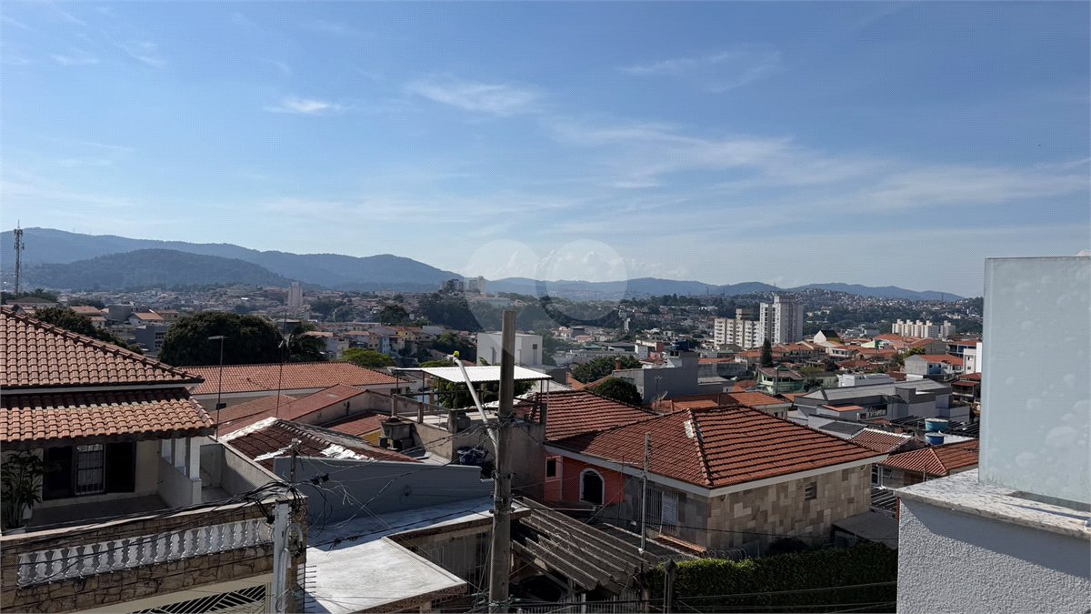 Sobrado à venda com 3 quartos, sendo 1 suíte, em Parque Vitória, São Paulo, SP