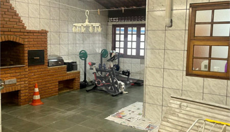 Casa à venda com 3 quartos, sendo 1 suíte, no condomínio Vila Nova de Mafra, São Paulo - SP