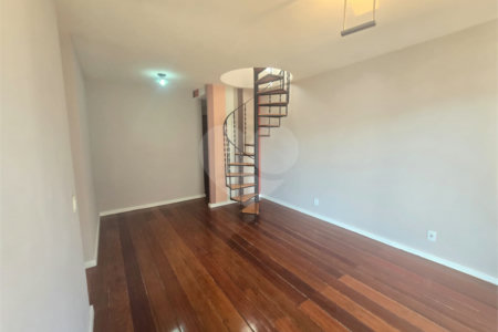 Cobertura à venda com 2 quartos, sendo 1 suíte,  em Andaraí, Rio de Janeiro, RJ