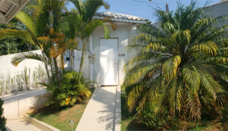 Casa à venda com 4 suítes em Pirucaia, Mairiporã, SP