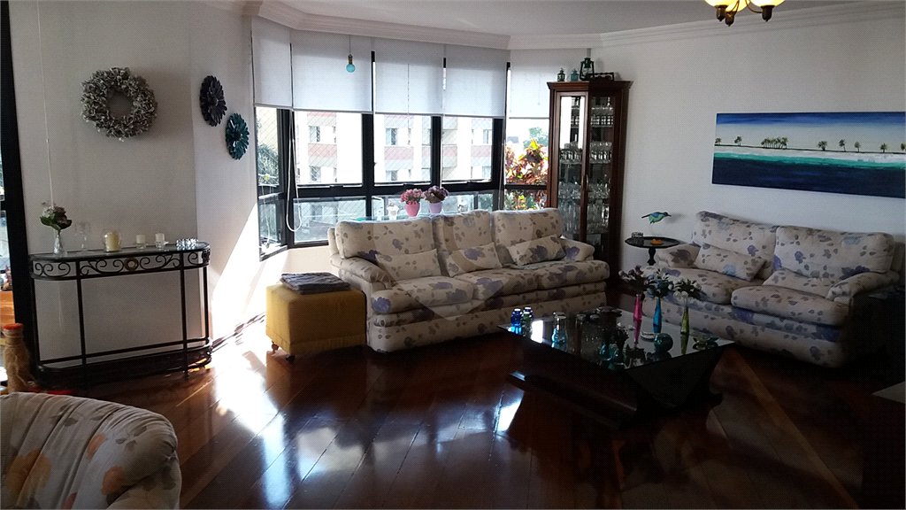 Apartamento à venda com 4 quartos, sendo 3 suítes, em Jardim São Paulo(zona Norte), São Paulo, SP