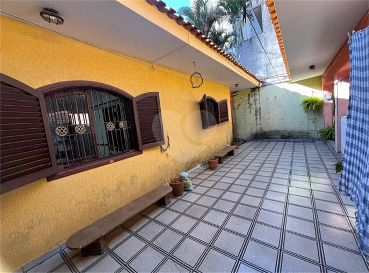 Casa à venda com 4 quartos, sendo 2 suítes, em Vila Rosália, Guarulhos, SP