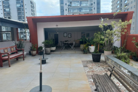 Apartamento à venda com 3 quartos, sendo 1 suíte,  em Pinheiros, São Paulo, SP