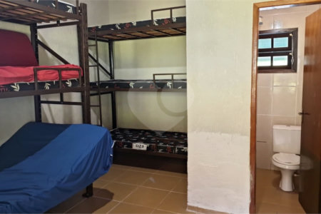 Chácara à venda com 4 quartos, sendo 1 suíte, em Taiaçupeba, Mogi das Cruzes, SP