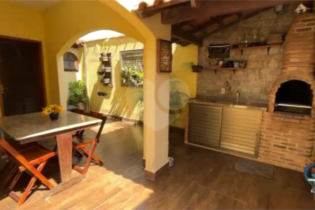 Casa à venda com 3 quartos, sendo 1 suíte, em Campo Grande, Rio de Janeiro, RJ