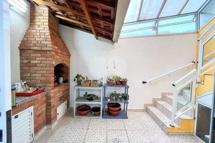 Sobrado à venda com 3 suítes em Vila Guilherme, São Paulo, SP
