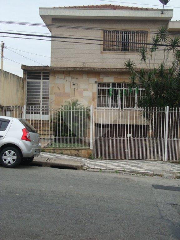 Sobrado à venda com 3 quartos, sendo 1 suíte,  em Parque Peruche, São Paulo, SP