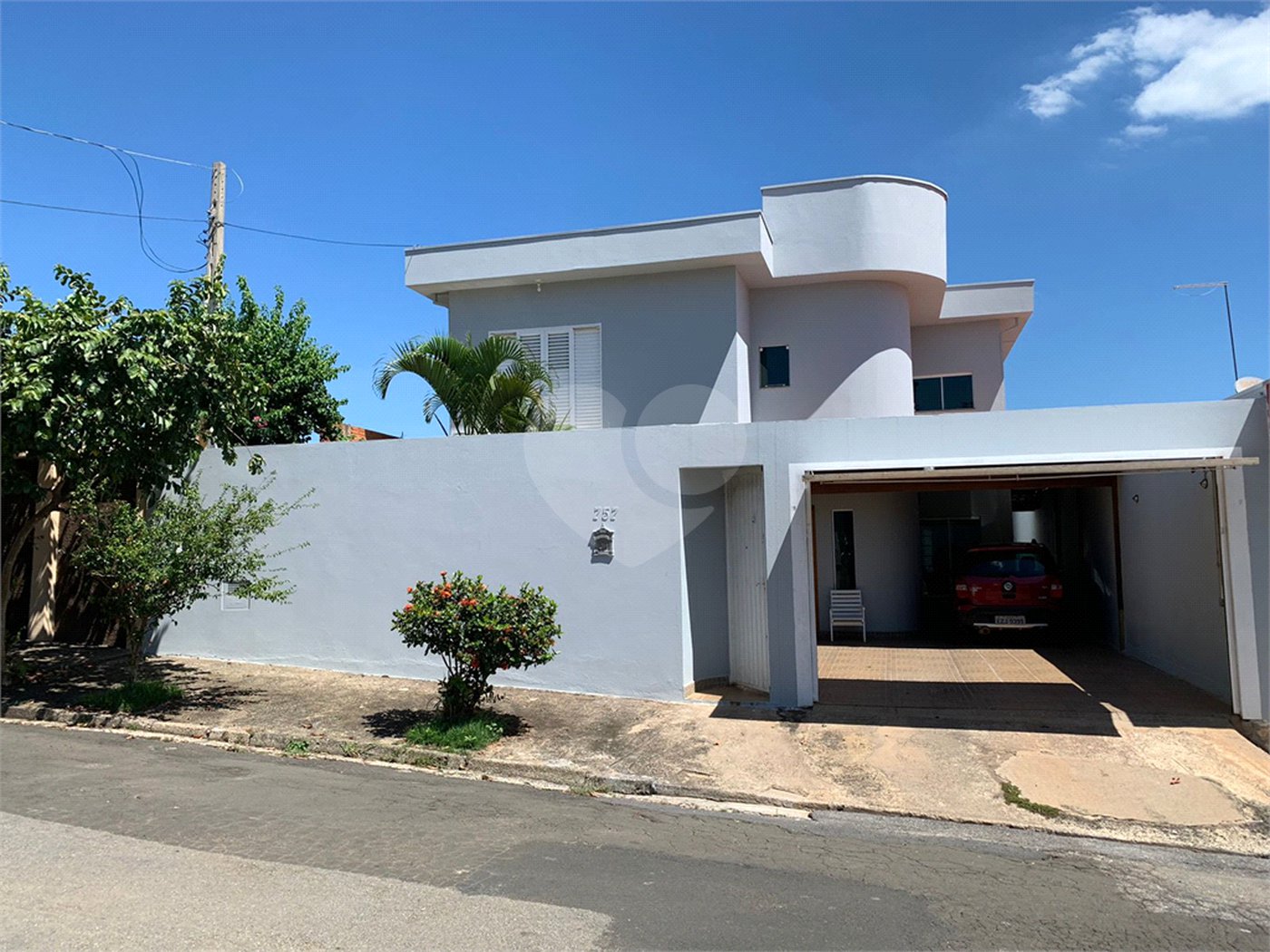 Casa à venda com 3 quartos, sendo 2 suítes, em Jardim Celani, Salto, SP