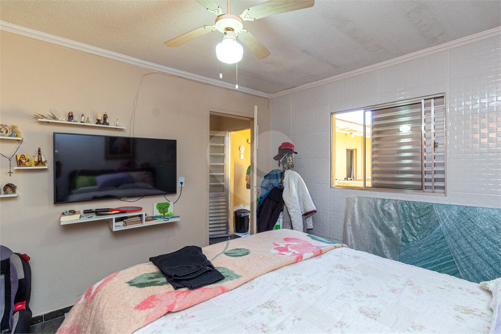 Casa à venda com 3 quartos, sendo 1 suíte, em Jardim Paris, São Paulo, SP