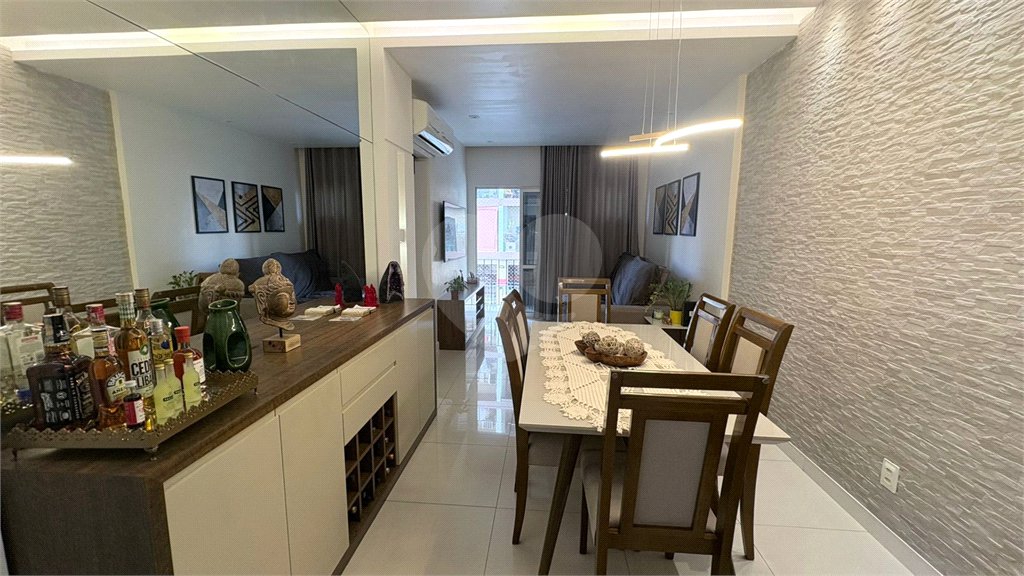Apartamento à venda com 2 quartos, sendo 1 suíte,  em Vila Isabel, Rio de Janeiro, RJ
