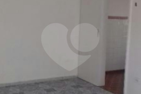 Casa à venda com 4 quartos, sendo 1 suíte, em Chora Menino, São Paulo, SP