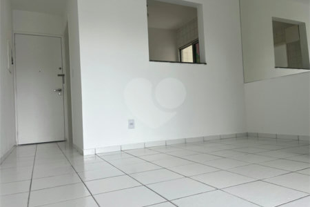 Apartamento à venda com 3 quartos, sendo 1 suíte, em Vila Amélia, São Paulo, SP