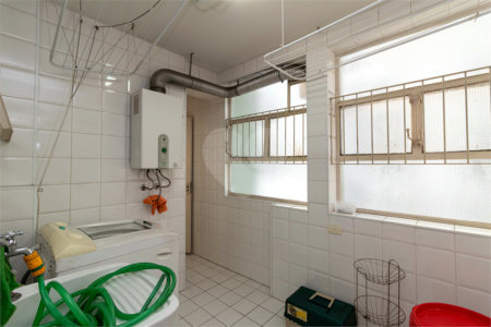 Apartamento à venda com 2 quartos, sendo 1 suíte,  em Itaim Bibi, São Paulo, SP