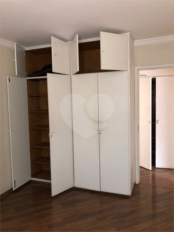 Apartamento à venda com 3 quartos, sendo 1 suíte, em Jardim Paulista, São Paulo, SP
