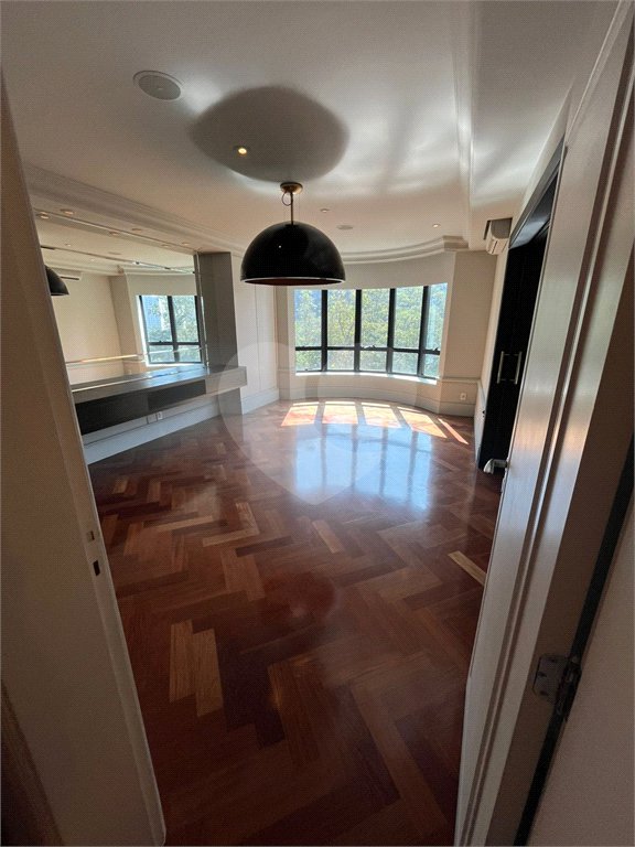 Apartamento para alugar com 4 suítes em Jardim Morumbi, São Paulo, SP