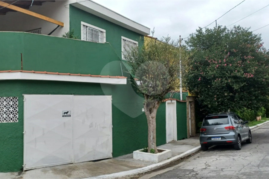 Sobrado à venda com 3 quartos em Parque Edu Chaves, São Paulo, SP