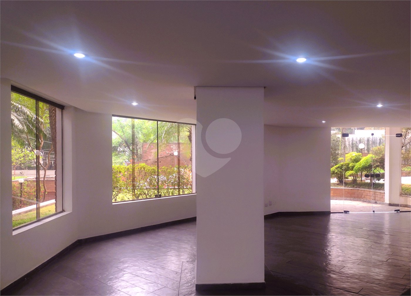 Apartamento à venda com 3 quartos, sendo 1 suíte, em Real Parque, São Paulo, SP