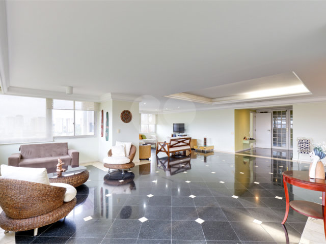 Apartamento à venda com 4 suítes em Jardim Marajoara, São Paulo, SP