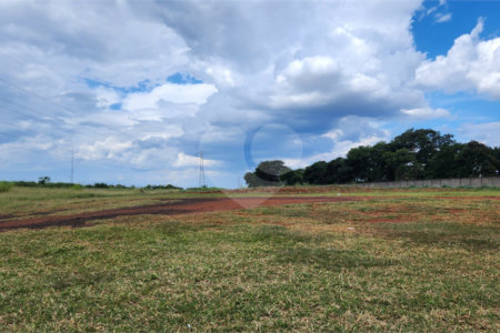 Área de Terra à venda em Jardim Botânico, Araraquara, SP