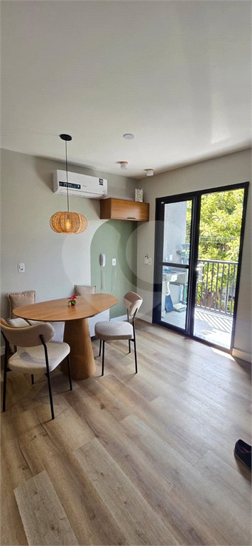 Studio Reformado com Varanda e Lazer Completo 33m2 Campos Elíseos Mobiliado