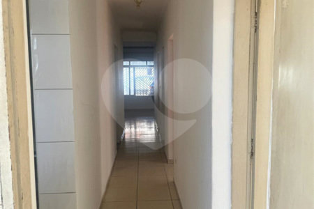 Sobrado à venda com 5 quartos em Bela Vista, Osasco, SP