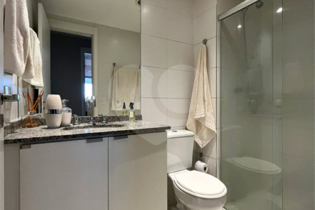 Apartamento à venda com 2 quartos em Santo Amaro, São Paulo, SP