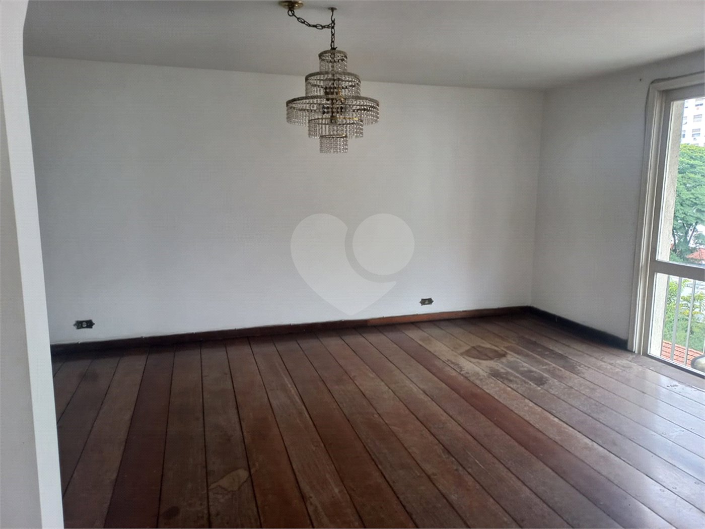 Apartamento à venda com 3 quartos, sendo 1 suíte, em Jardim Paulista, São Paulo, SP